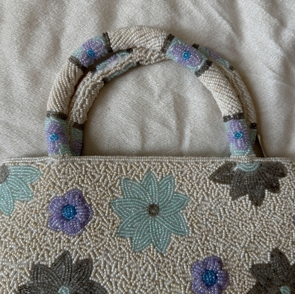 90s Vintage Beaded Clutch Handbag - Picture 7 of 10